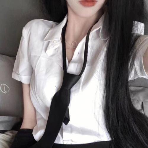 出租屋的女人